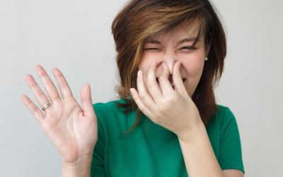 Khí hư có mùi khắm là bệnh gì? Đi tìm nguyên nhân & cách khắc phục