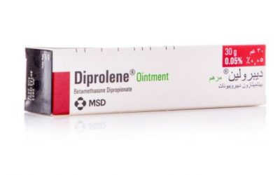 Thuốc bôi nong bao quy đầu Diprosone Cream 0.05%: Công dụng – Thành phần